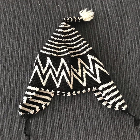 African Hat - Picture 2 of 3